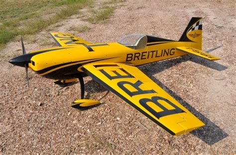 extra ea330sc breitling revell|Revell.